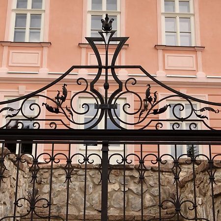 Apartmany Antik Pratterov Dom Банска-Штьявница Экстерьер фото
