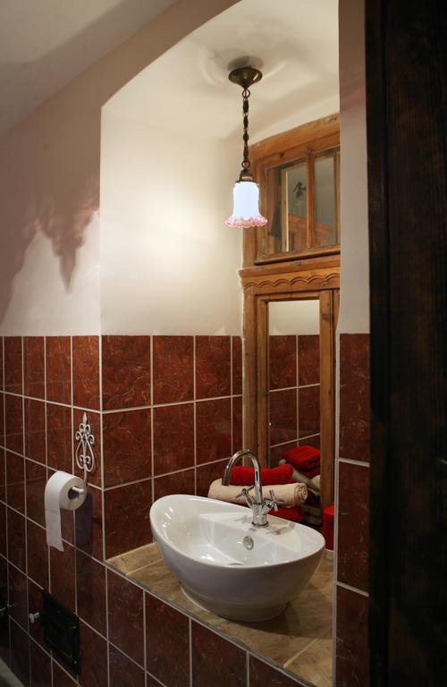 Apartmany Antik Pratterov Dom Банска-Штьявница Экстерьер фото